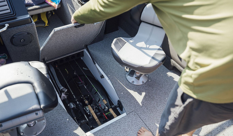 cl-csf195-1950-sportfish-4b9a5799-lifestyle