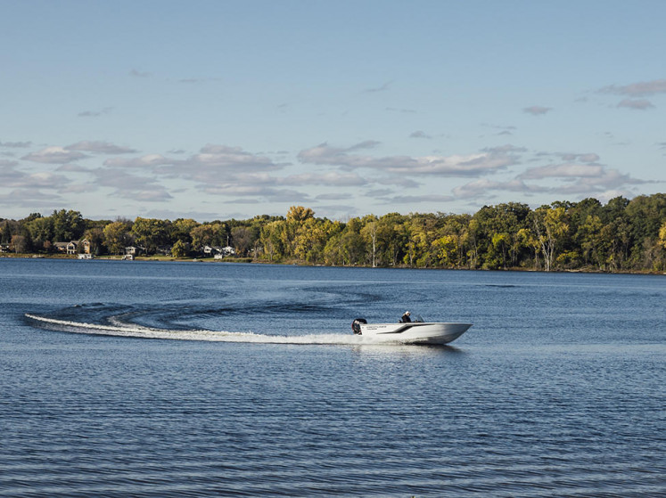 cl-pim_cl_ch175-1750-hawk-sc-4b9a1262-lifestyle